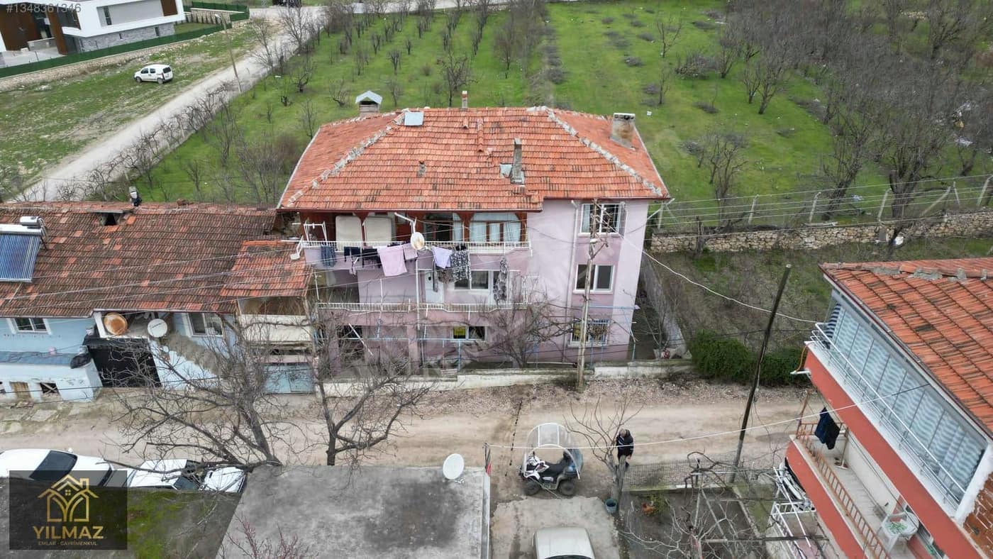 Building for Sale in Koza